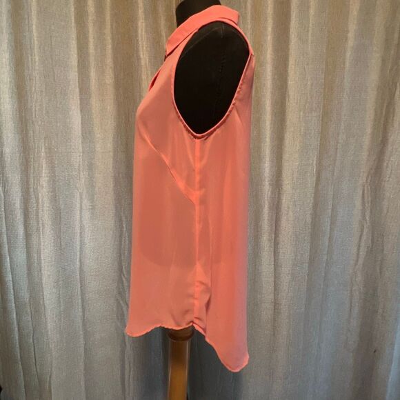 H&M Women's Blush Pink Semi Sheer Sleeveless Button Down Shirt - Picture 5 of 7